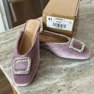 Journee Collection NEW Sonnia Flat Mule Women's Size 9.5 Square Toe‎ w/jewel